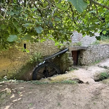 Casa Outeiro * Reguengo Grande